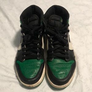 Very Used Pine Green 1’s